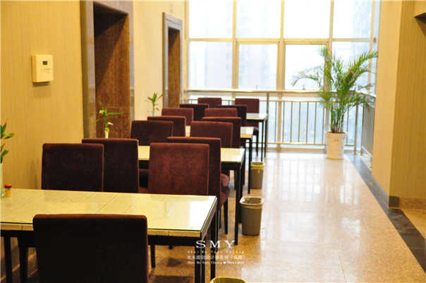 雅安連鎖酒店餐廳裝修設計效果圖