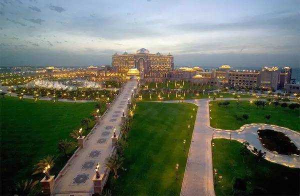 廣安星級(jí)酒店設(shè)計(jì)中石材設(shè)計(jì)應(yīng)用、盤(pán)點(diǎn)五大經(jīng)典工程案例