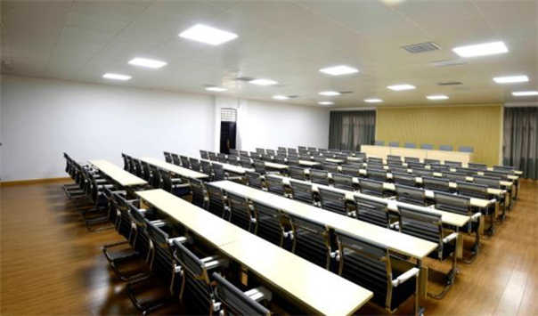 河南盧氏溫泉度假酒店會義室設計裝修圖片