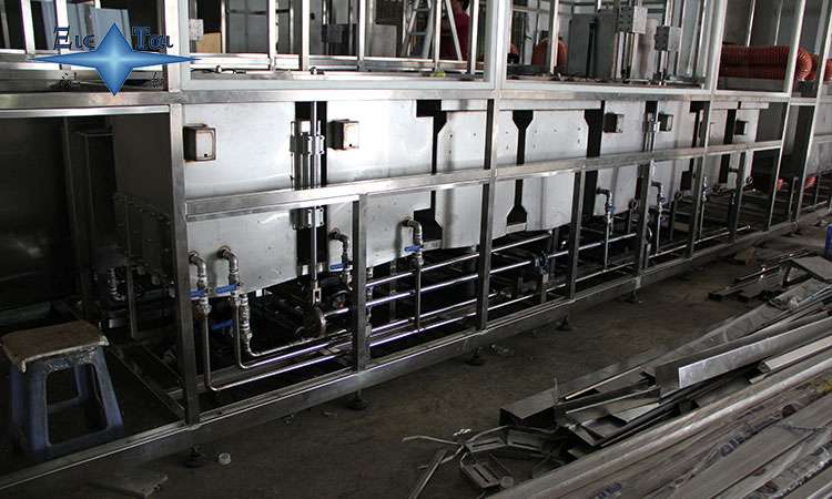 超聲波清洗機在金屬鋼板清洗中的高效應用與優勢探析 超聲波清洗機在金屬鋼板清洗中的高效應用與優勢探析