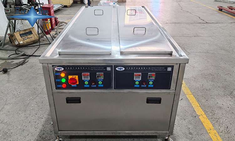 超聲波清洗機的機油選擇:類型、特性與應用指南 超聲波清洗機的機油選擇:類型、特性與應用指南