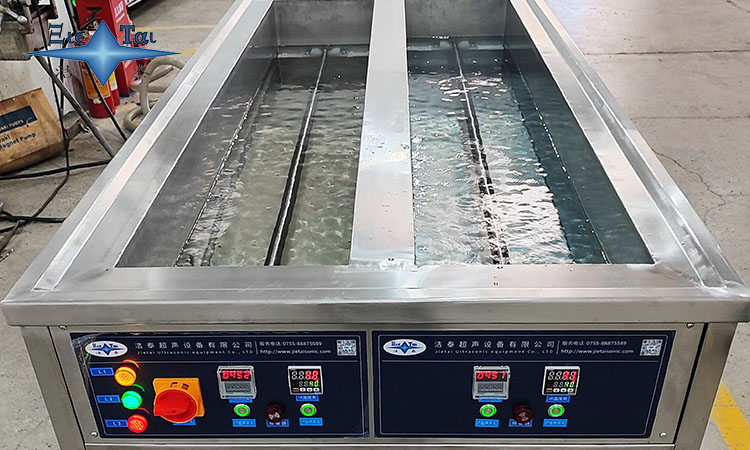 超聲波清洗機在表帶清洗中的水質(zhì)選擇與應用分析 超聲波清洗機在表帶清洗中的水質(zhì)選擇與應用分析